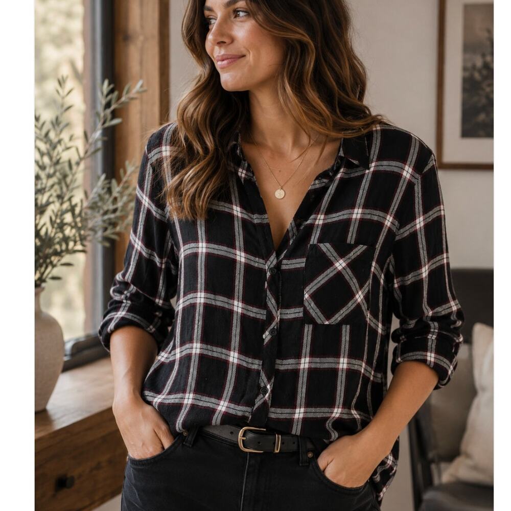 Rails Hunter Plaid Button Up Shirt Womens S Black Burgundy Rayon Soft Flannel
